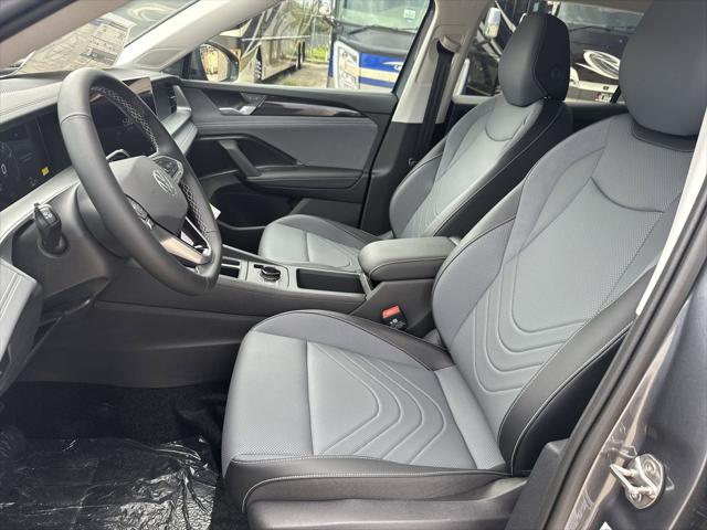 2025 Volkswagen Tiguan 2.0T SE