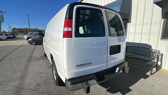 2023 Chevrolet Express Cargo Van RWD 2500 Regular Wheelbase WT