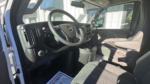 2023 Chevrolet Express Cargo Van RWD 2500 Regular Wheelbase WT