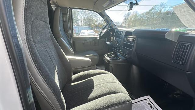 2023 Chevrolet Express Cargo Van RWD 2500 Regular Wheelbase WT
