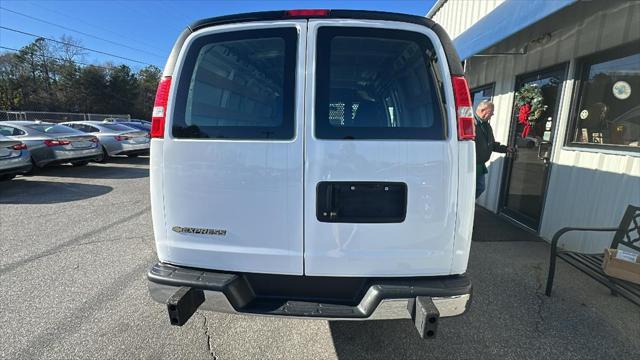 2023 Chevrolet Express Cargo Van RWD 2500 Regular Wheelbase WT