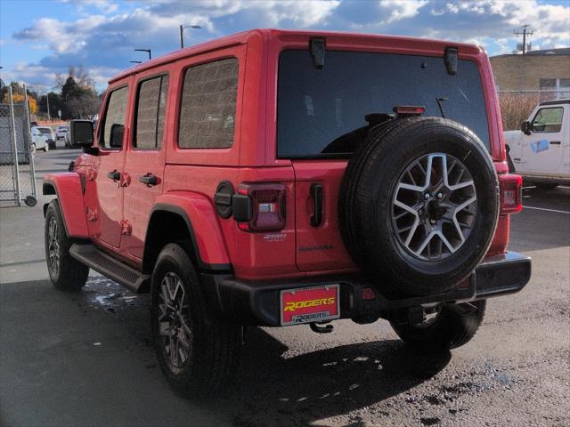 2025 Jeep Wrangler 4-Door Sahara 4x4