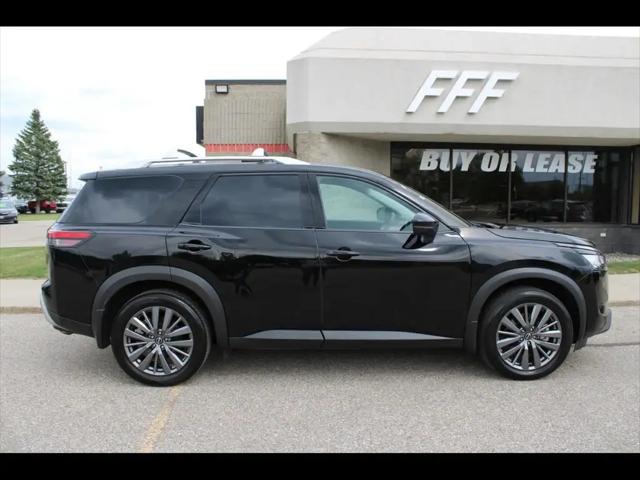 2024 Nissan Pathfinder SL 4WD for sale in Fargo, ND