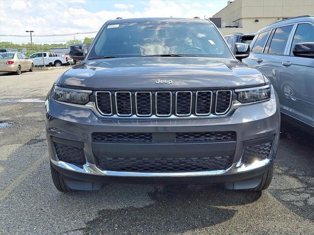 2025 Jeep Grand Cherokee GRAND CHEROKEE L LAREDO X 4X4