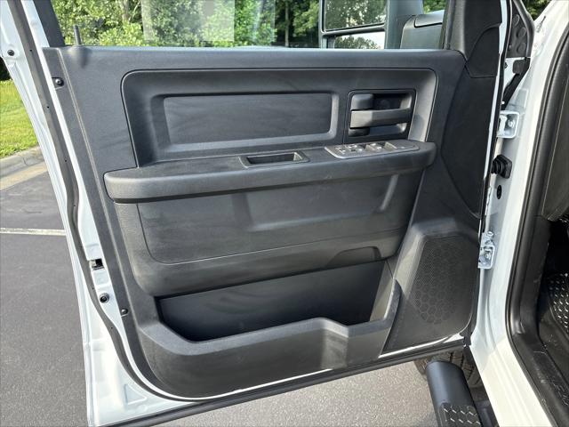 2025 Ram 2500 Tradesman Crew Cab 4x4 8' Box