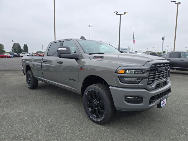 2025 RAM Ram 3500 RAM 3500 BIG HORN CREW CAB 4X4 8 BOX 2025 RAM Ram 3500 RAM 3500 BIG HORN CREW CAB 4X4 8 BOX