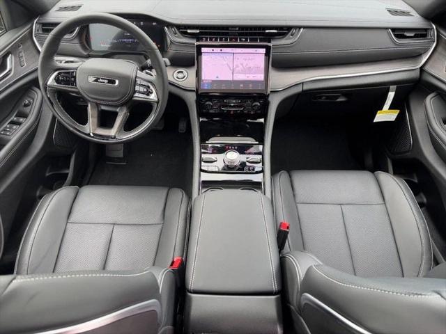 2025 Jeep Grand Cherokee Overland 4x4