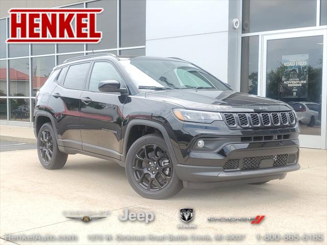 2025 Jeep Compass COMPASS LATITUDE 4X4