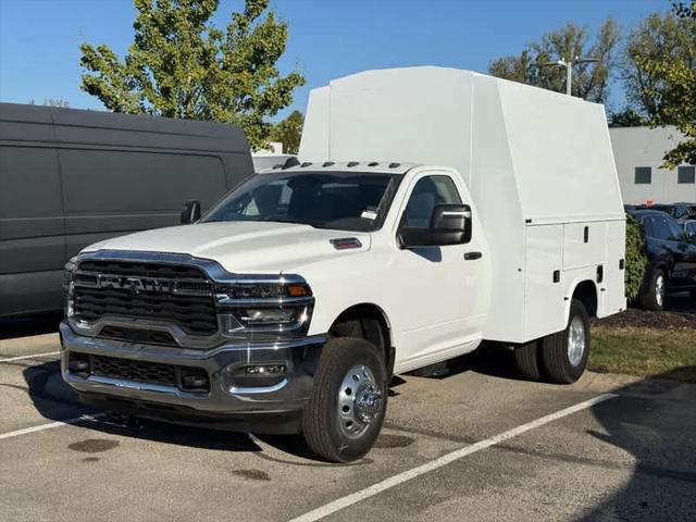 2025 RAM Ram 3500 Chassis Cab RAM 3500 TRADESMAN CHASSIS REGULAR CAB 4X4 60 CA