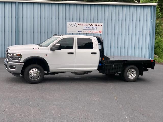 2025 RAM Ram 3500 Chassis Cab RAM 3500 TRADESMAN CREW CAB CHASSIS 4X4 60 CA