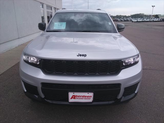 2025 Jeep Grand Cherokee GRAND CHEROKEE L ALTITUDE 4X4 2025 Jeep Grand Cherokee GRAND CHEROKEE L ALTITUDE 4X4