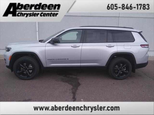 2025 Jeep Grand Cherokee GRAND CHEROKEE L ALTITUDE 4X4