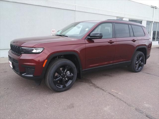 2025 Jeep Grand Cherokee GRAND CHEROKEE L ALTITUDE 4X4