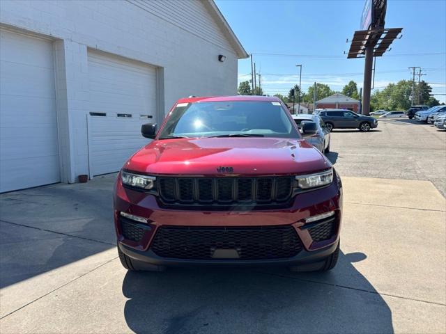 2025 Jeep Grand Cherokee GRAND CHEROKEE LIMITED 4X4 2025 Jeep Grand Cherokee GRAND CHEROKEE LIMITED 4X4
