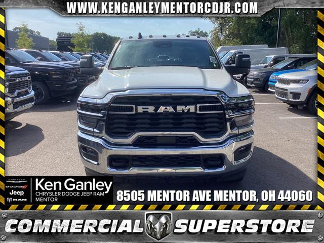 2025 RAM Ram 3500 Chassis Cab RAM 3500 TRADESMAN CREW CAB CHASSIS 4X4 60 CA