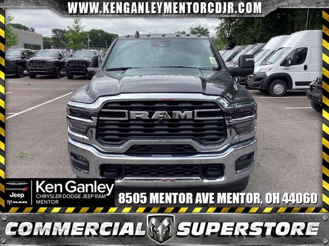 2025 RAM Ram 3500 Chassis Cab RAM 3500 TRADESMAN CREW CAB CHASSIS 4X4 60 CA 2025 RAM Ram 3500 Chassis Cab RAM 3500 TRADESMAN CREW CAB CHASSIS 4X4 60 CA