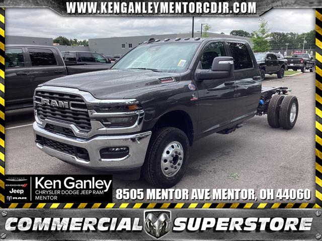 2025 RAM Ram 3500 Chassis Cab RAM 3500 TRADESMAN CREW CAB CHASSIS 4X4 60 CA 2025 RAM Ram 3500 Chassis Cab RAM 3500 TRADESMAN CREW CAB CHASSIS 4X4 60 CA