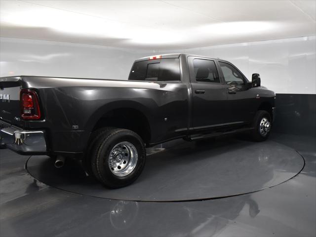 2025 RAM Ram 3500 RAM 3500 TRADESMAN CREW CAB 4X4 8 BOX