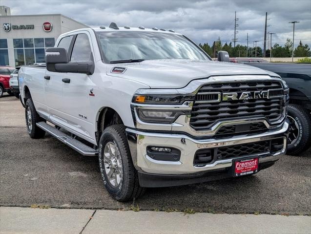 2025 RAM Ram 3500 RAM 3500 BIG HORN CREW CAB 4X4 8 BOX