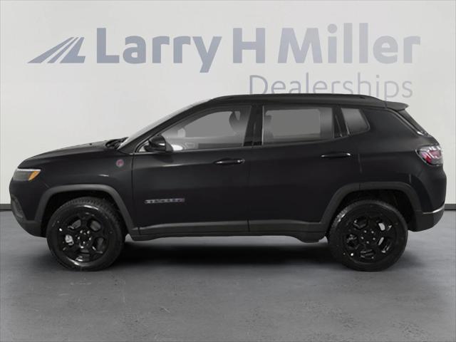 2025 Jeep Compass COMPASS TRAILHAWK 4X4