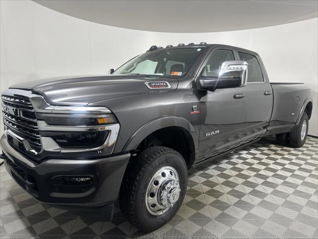 2025 RAM Ram 3500 RAM 3500 LIMITED LONGHORN CREW CAB 4X4 8 BOX