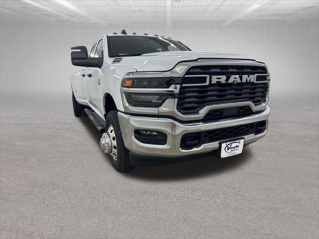 2025 RAM Ram 3500 RAM 3500 TRADESMAN CREW CAB 4X4 8 BOX 2025 RAM Ram 3500 RAM 3500 TRADESMAN CREW CAB 4X4 8 BOX