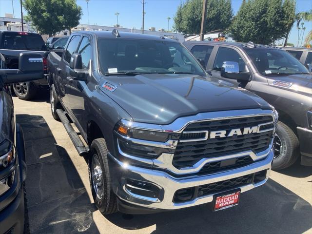 2025 RAM Ram 2500 RAM 2500 TRADESMAN CREW CAB 4X4 64 BOX
