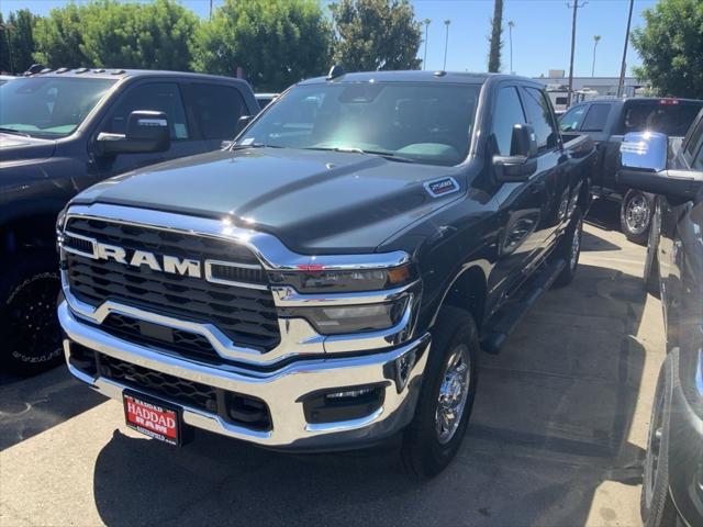 2025 RAM Ram 2500 RAM 2500 TRADESMAN CREW CAB 4X4 64 BOX