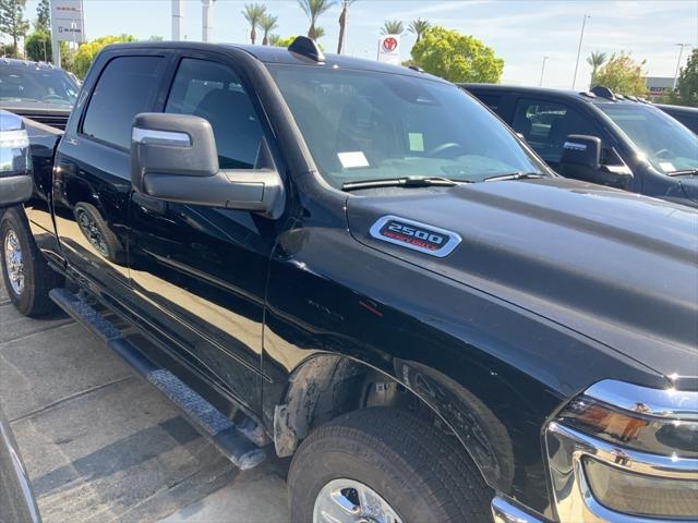 2025 RAM Ram 2500 RAM 2500 TRADESMAN CREW CAB 4X4 64 BOX