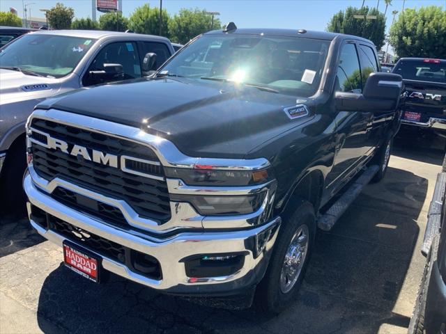 2025 RAM Ram 2500 RAM 2500 TRADESMAN CREW CAB 4X4 64 BOX