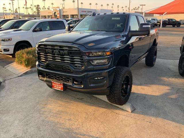2025 RAM 2500 RAM 2500 BIG HORN CREW CAB 4X4 64 BOX