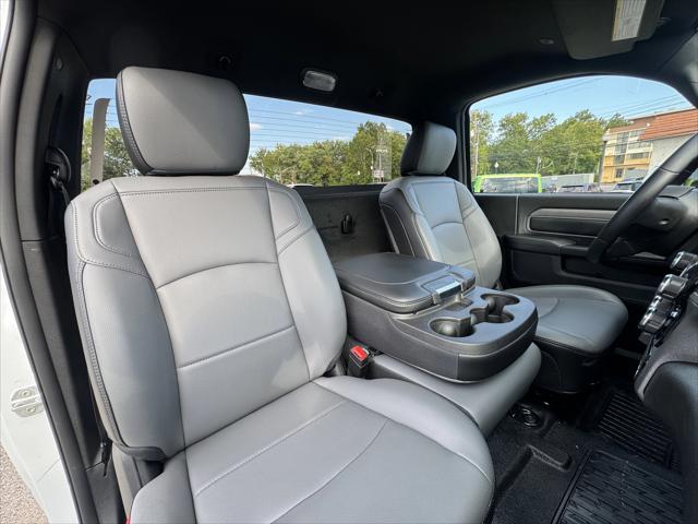 2025 Ram 4500 Chassis Tradesman/Big Horn