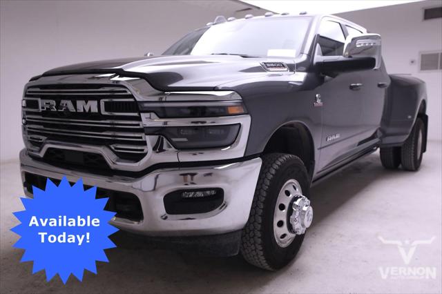 2025 RAM Ram 3500 RAM 3500 LARAMIE MEGA CAB 4X4 64 BOX