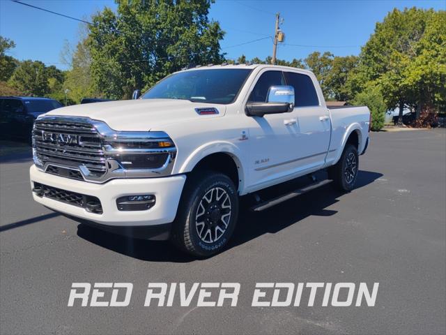 2025 RAM Ram 2500 RAM 2500 LIMITED CREW CAB 4X4 64 BOX