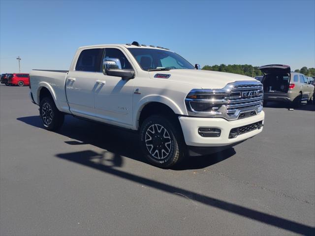 2025 RAM Ram 2500 RAM 2500 LIMITED CREW CAB 4X4 64 BOX