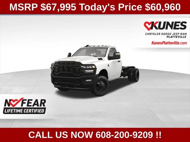 2025 RAM Ram 3500 Chassis Cab RAM 3500 TRADESMAN CHASSIS REGULAR CAB 4X4 84 CA