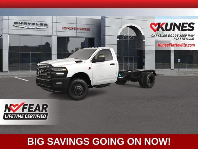 2025 RAM Ram 3500 Chassis Cab RAM 3500 TRADESMAN CHASSIS REGULAR CAB 4X4 84 CA