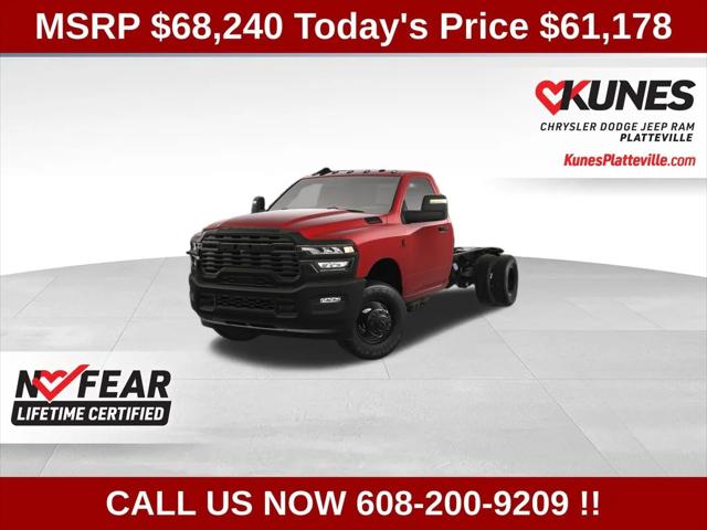 2025 RAM Ram 3500 Chassis Cab RAM 3500 TRADESMAN CHASSIS REGULAR CAB 4X4 84 CA