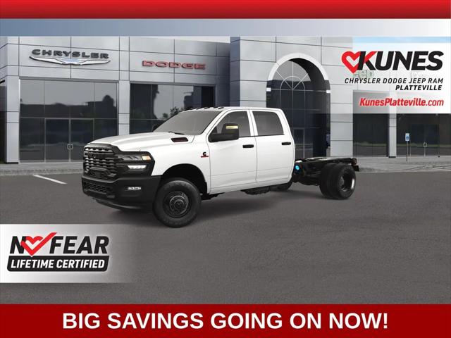 2025 RAM Ram 3500 Chassis Cab RAM 3500 TRADESMAN CREW CAB CHASSIS 4X4 60 CA