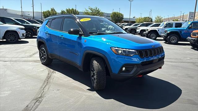 2025 Jeep Compass COMPASS TRAILHAWK 4X4