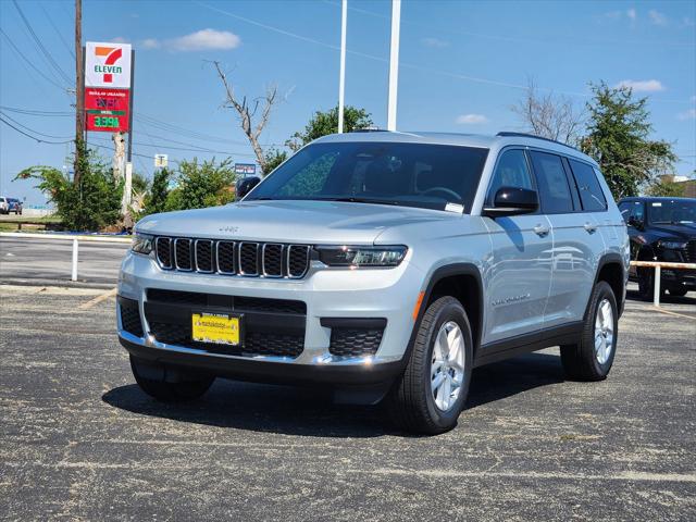 2025 Jeep Grand Cherokee GRAND CHEROKEE L LAREDO X 4X2