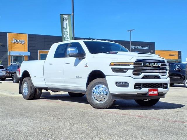 2025 RAM Ram 3500 RAM 3500 LARAMIE MEGA CAB 4X4 64 BOX