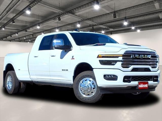 2025 RAM Ram 3500 RAM 3500 LARAMIE MEGA CAB 4X4 64 BOX
