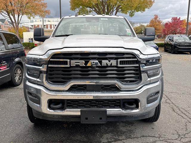 2025 RAM Ram 4500 Chassis Cab RAM 4500 TRADESMAN CHASSIS REGULAR CAB 4X4 84 CA 2025 RAM Ram 4500 Chassis Cab RAM 4500 TRADESMAN CHASSIS REGULAR CAB 4X4 84 CA