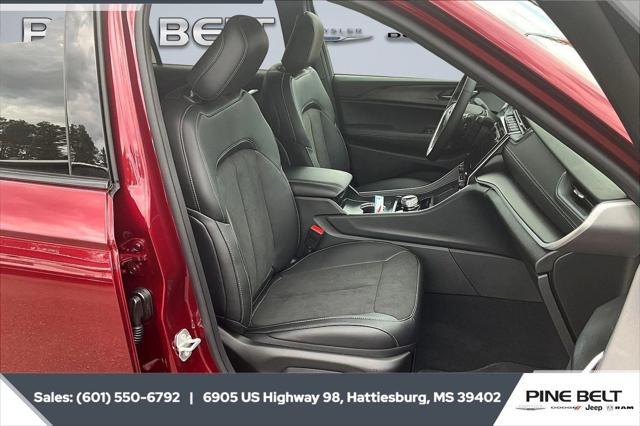 2025 Jeep Grand Cherokee Altitude X 4x2
