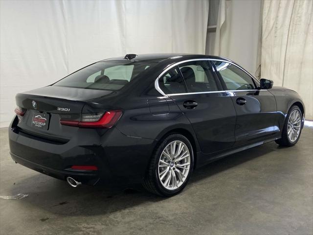 2024 BMW 3 Series 330i Sedan