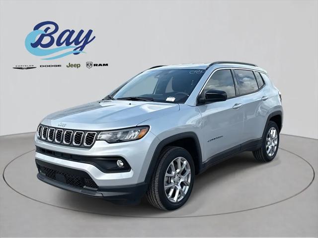 2024 Jeep Compass COMPASS LATITUDE LUX 4X4