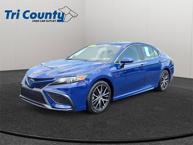 2023 Toyota Camry SE Hybrid