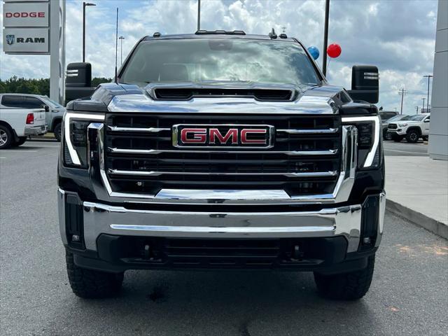 2025 GMC Sierra 2500HD 4WD Crew Cab Standard Bed SLE