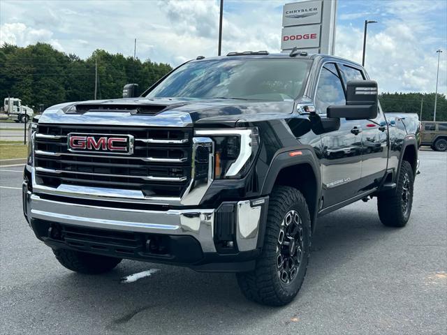 2025 GMC Sierra 2500HD 4WD Crew Cab Standard Bed SLE